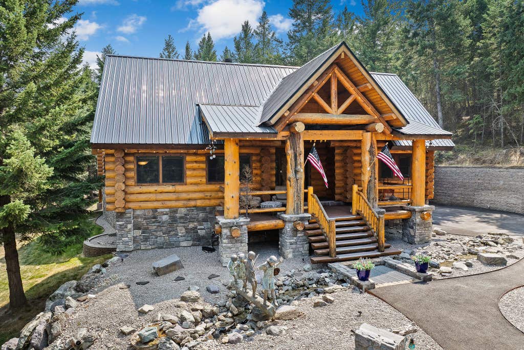 Photo of 893 Elias Lane, Somers, MT 59932 (MLS # 30076872)