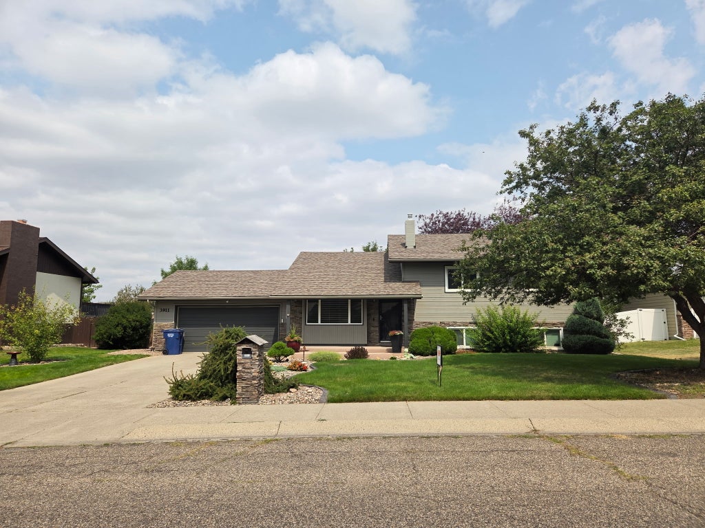 Photo of 3911 13th Avenue S, Great Falls, MT 59405 (MLS # 30078875)