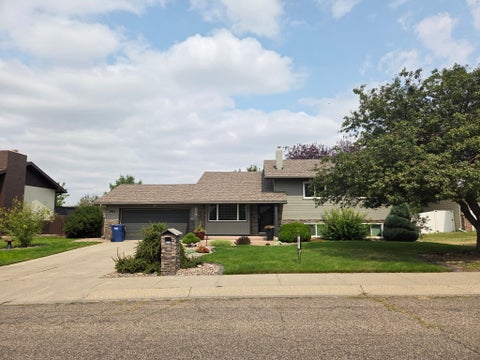 Photo of 3911 13th Avenue S, Great Falls, MT 59405 (MLS # 30078875)