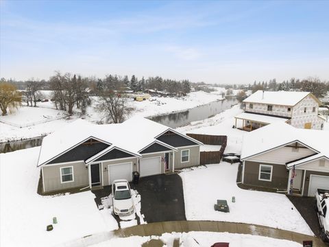 Tiny photo for 1681 Bull Run, Kalispell, MT 59901 (MLS # 30066196)