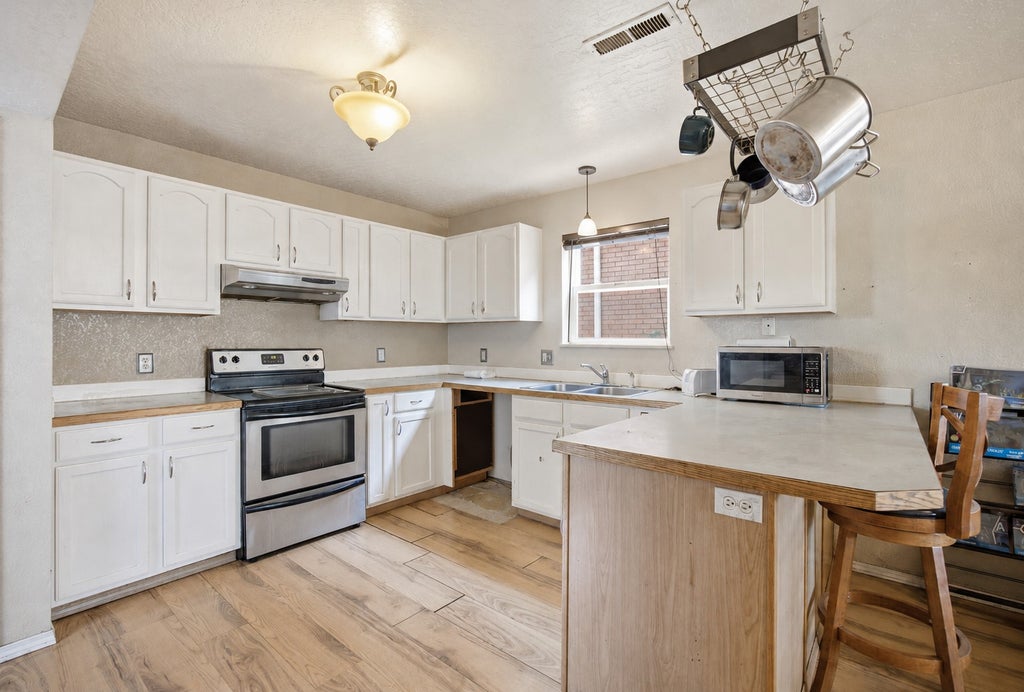 Photo of 707 Kemp Street, Missoula, MT 59801 (MLS # 30077478)