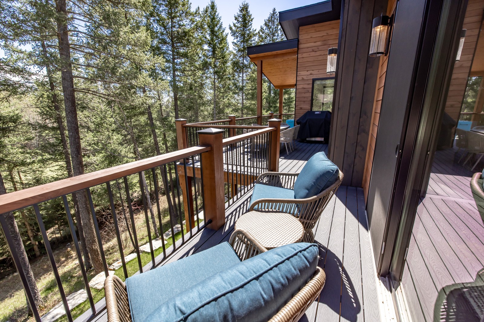 Columbia Falls, Montana, 59912, United States, 3 Bedrooms Bedrooms, ,4 BathroomsBathrooms,Residential,Contingent,2045707
