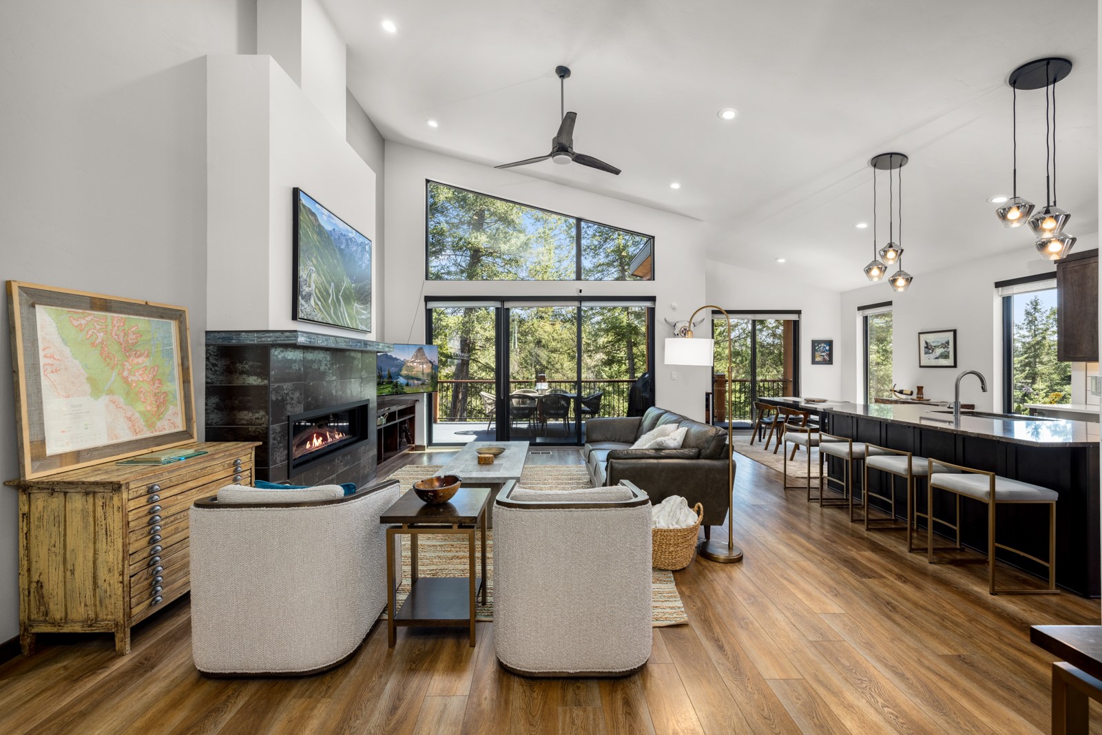327 Gleneagles Trail