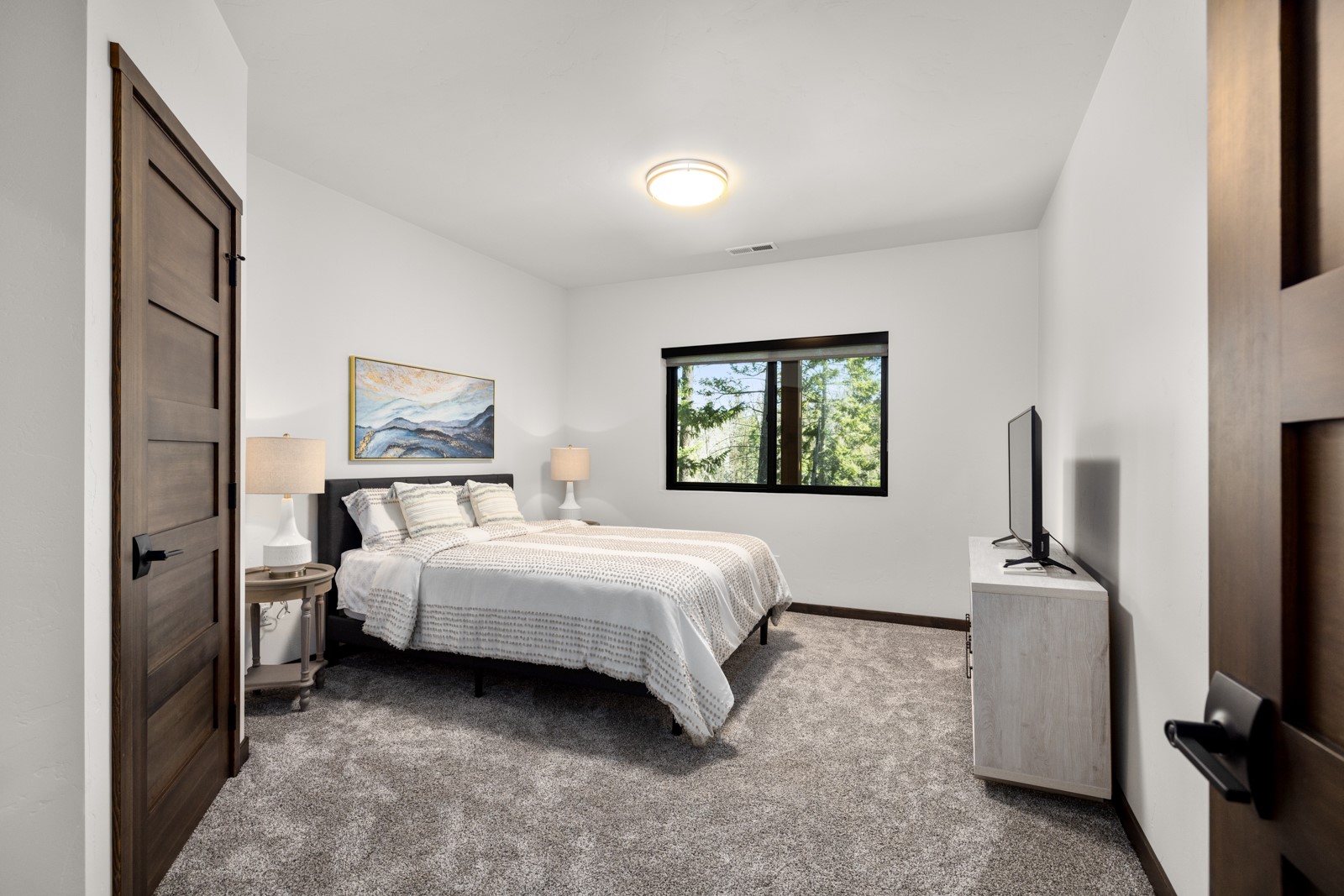 Columbia Falls, Montana, 59912, United States, 3 Bedrooms Bedrooms, ,4 BathroomsBathrooms,Residential,Contingent,2045707