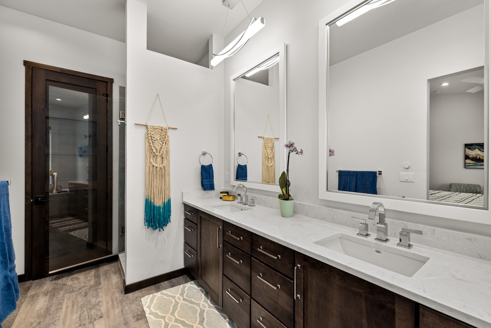 Columbia Falls, Montana, 59912, United States, 3 Bedrooms Bedrooms, ,4 BathroomsBathrooms,Residential,Contingent,2045707
