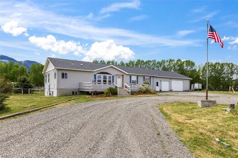 Photo of 146 Canyon View Drive, Livingston, MT 59047 (MLS # 30071550)