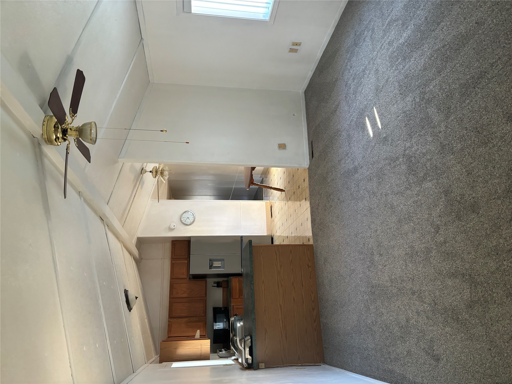 1813 S Reserve Street