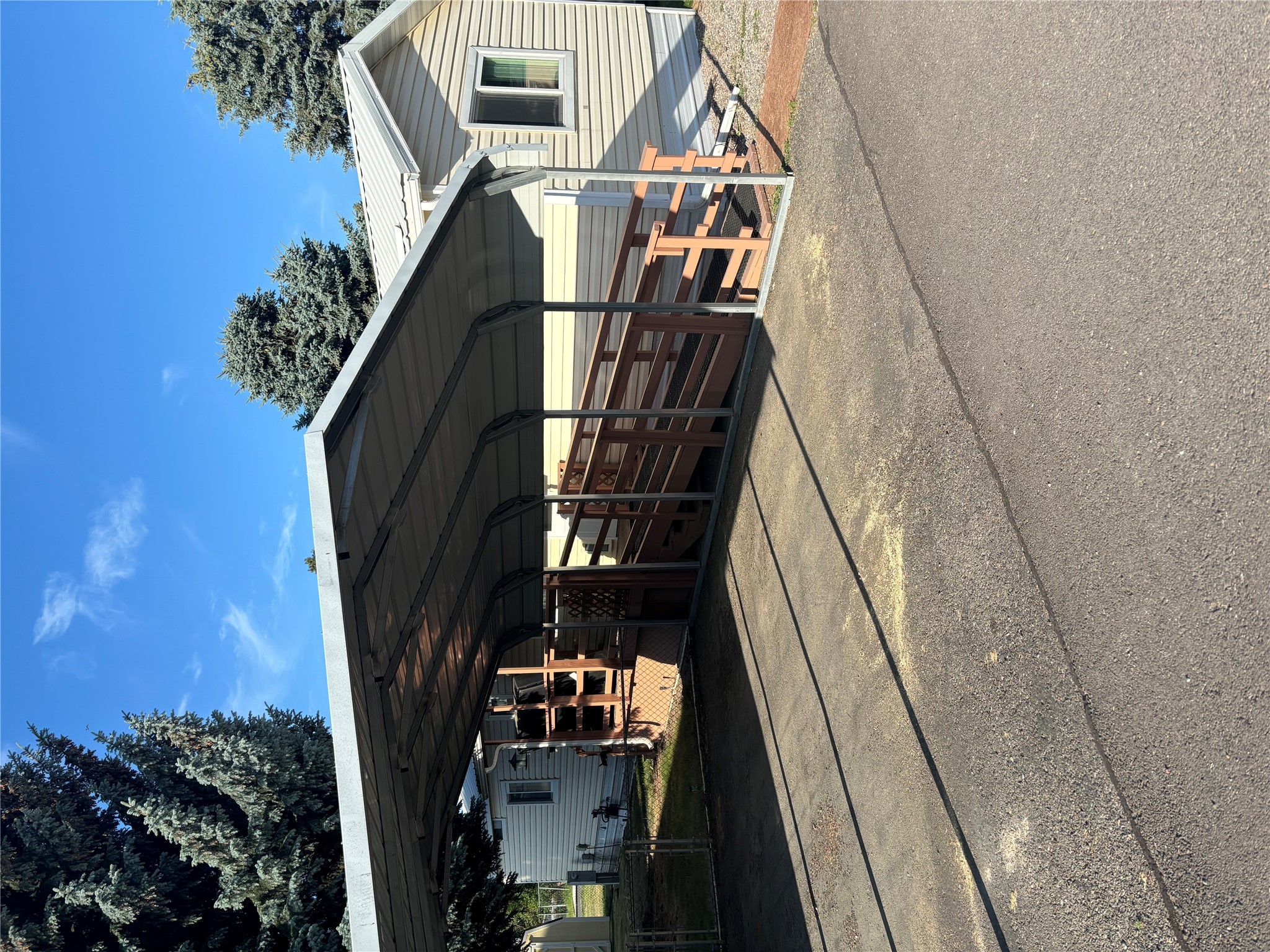 1813 S Reserve Street