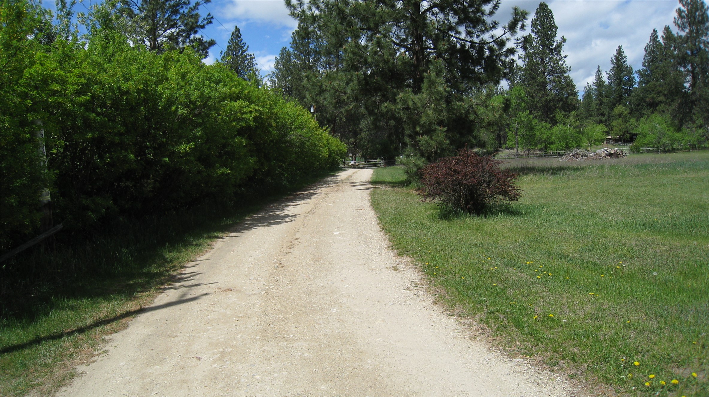 308, 314 Kootenai Creek Road