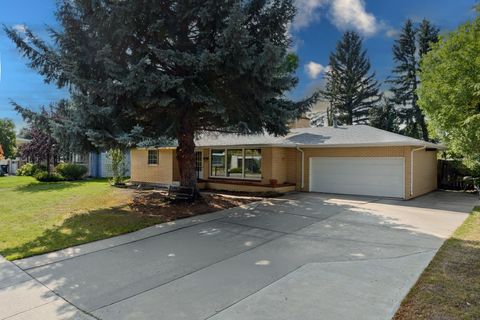 Photo of 1113 Carlos Dr Dr, Great Falls, MT 59404 (MLS # 30068029)