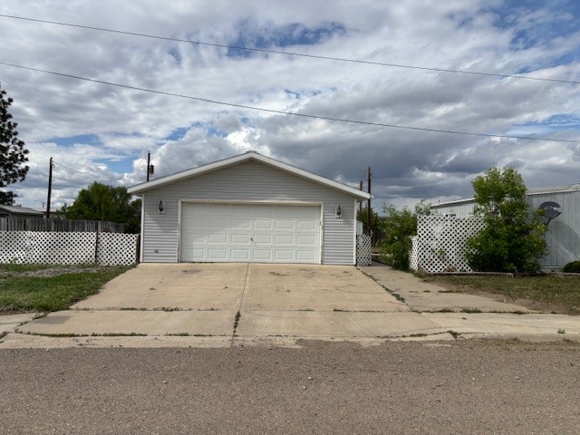 407 Glacier Avenue