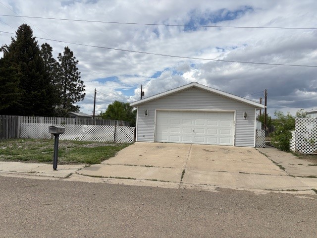 407 Glacier Avenue