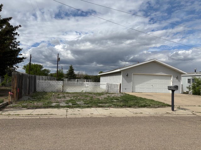 407 Glacier Avenue