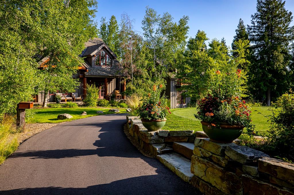 2120 Iron Horse Drive