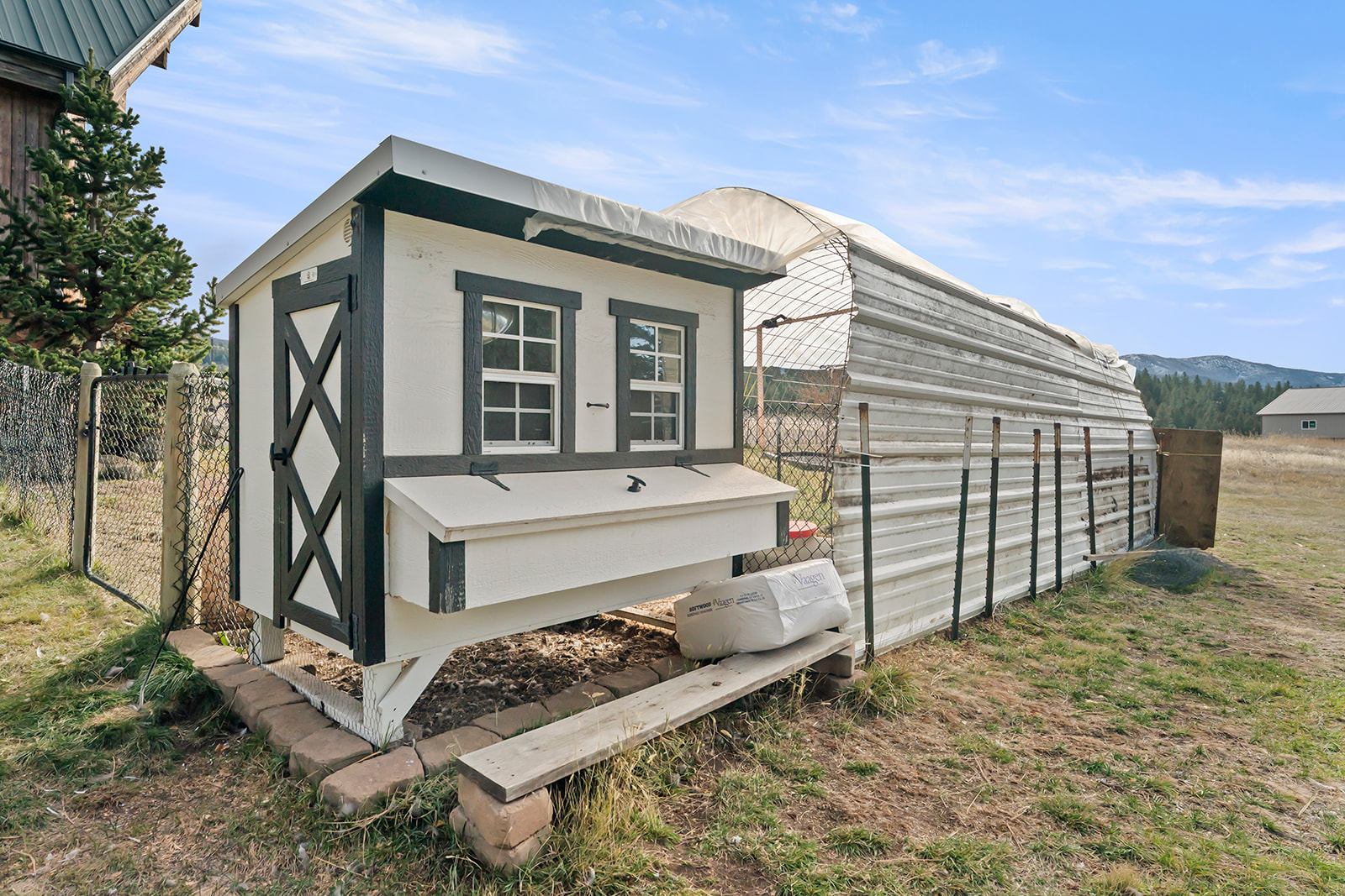 Clancy, Montana 59634, United States, 3 Bedrooms Bedrooms, ,3 BathroomsBathrooms,Residential,Active,250729