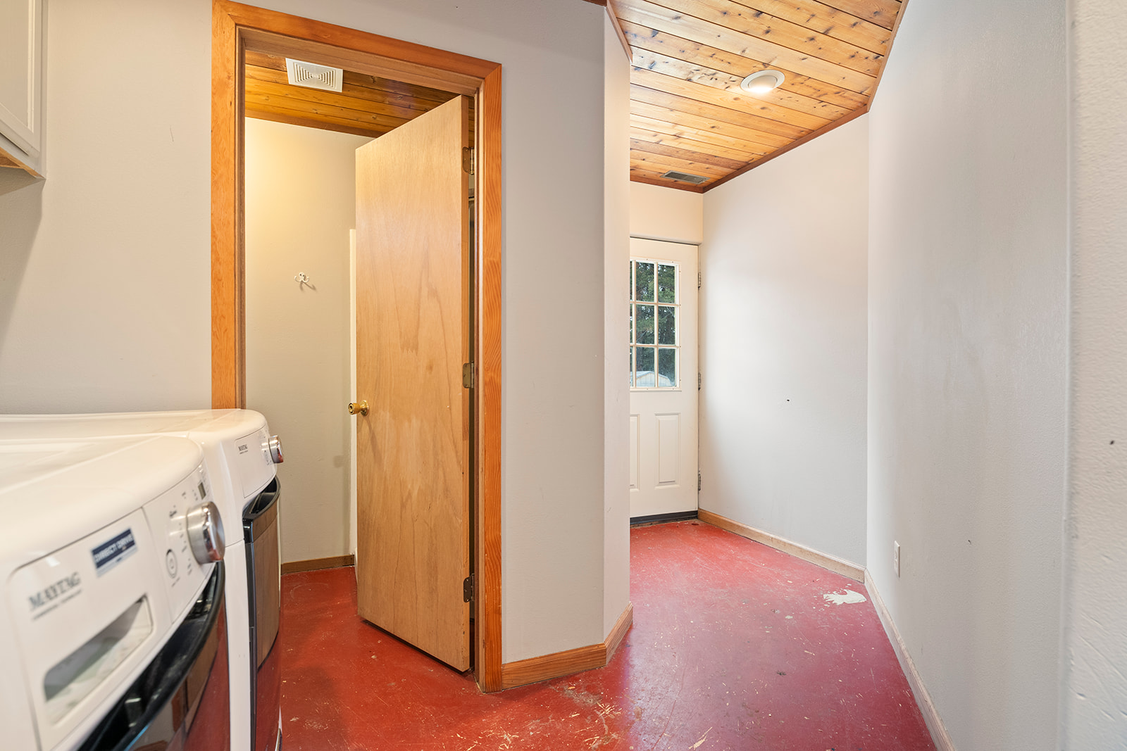 Clancy, Montana 59634, United States, 3 Bedrooms Bedrooms, ,3 BathroomsBathrooms,Residential,Active,250729