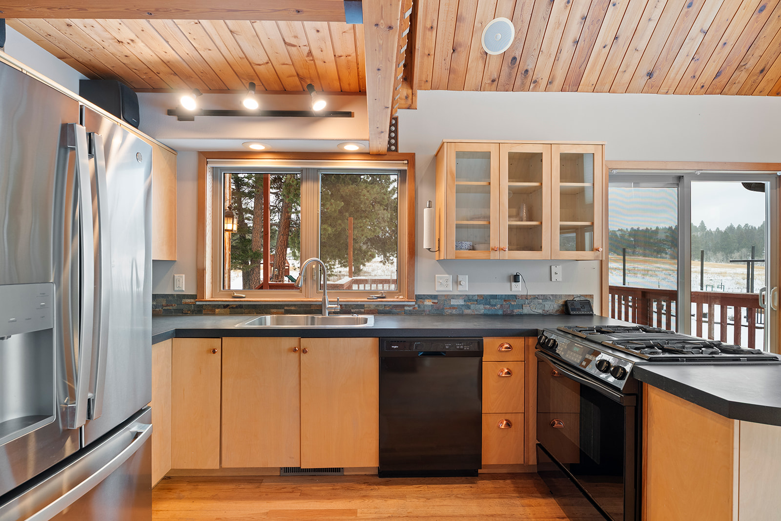 Clancy, Montana 59634, United States, 3 Bedrooms Bedrooms, ,3 BathroomsBathrooms,Residential,Active,250729