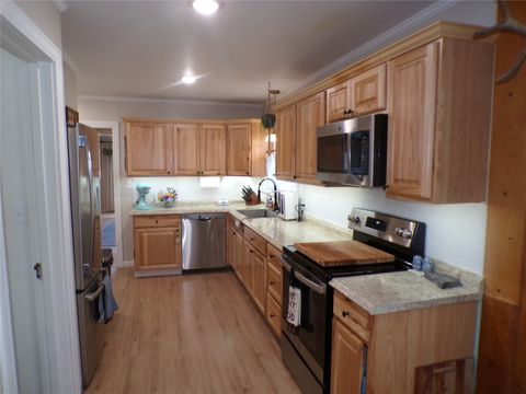 Tiny photo for 2113 8th Avenue N, Great Falls, MT 59401 (MLS # 30071296)