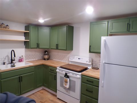 Tiny photo for 2113 8th Avenue N, Great Falls, MT 59401 (MLS # 30071296)
