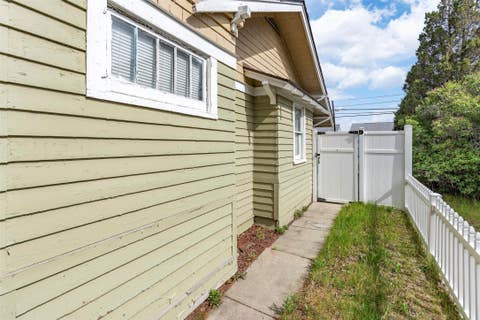 Tiny photo for 2531 Harvard Avenue, Butte, MT 59701 (MLS # 30072307)