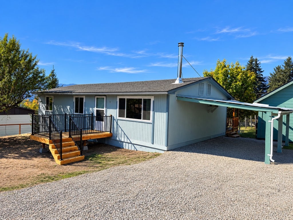Photo of 413 Washington Street, Thompson Falls, MT 59873 (MLS # 30079311)