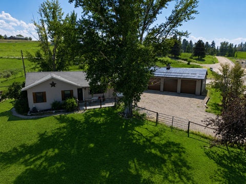 Photo of 4044 Illinois Bench Road, Stevensville, MT 59870 (MLS # 30077630)