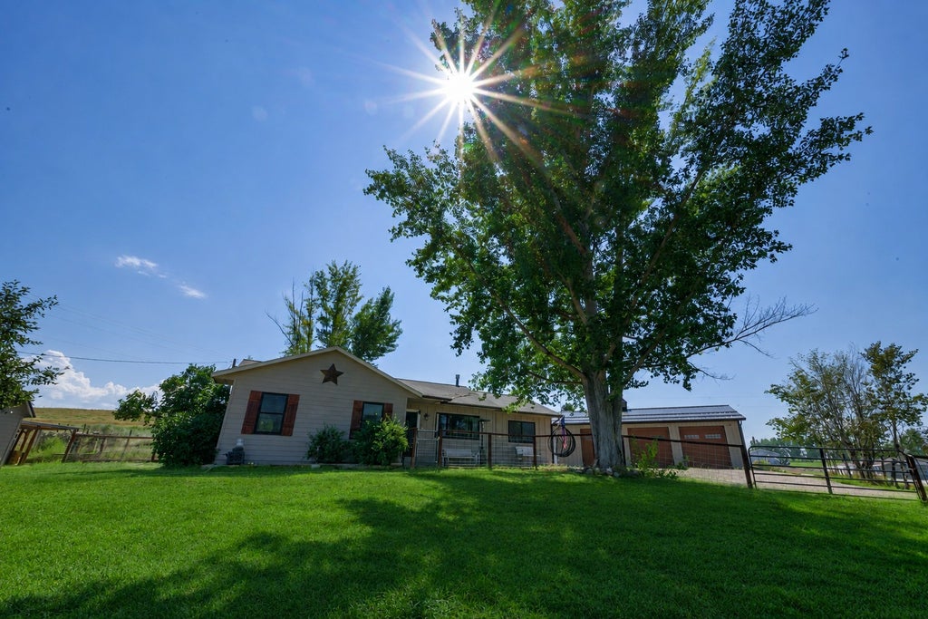 Photo of 4044 Illinois Bench Road, Stevensville, MT 59870 (MLS # 30077630)
