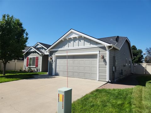 Photo of 696 Mountain View Drive, Kalispell, MT 59901 (MLS # 30055849)