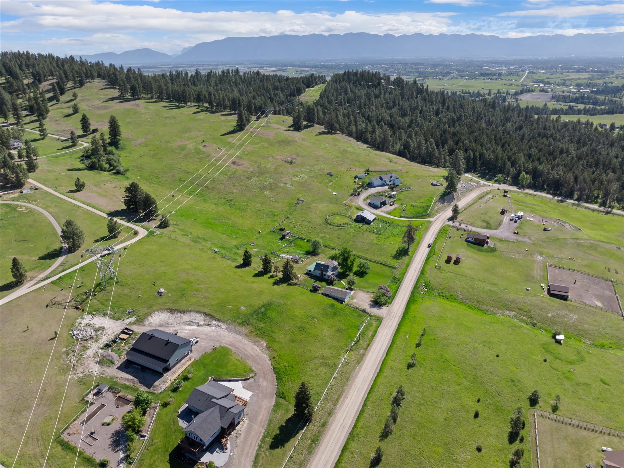 Kalispell, Montana 59901, United States, 5 Bedrooms Bedrooms, ,2 BathroomsBathrooms,Residential,Active,164129