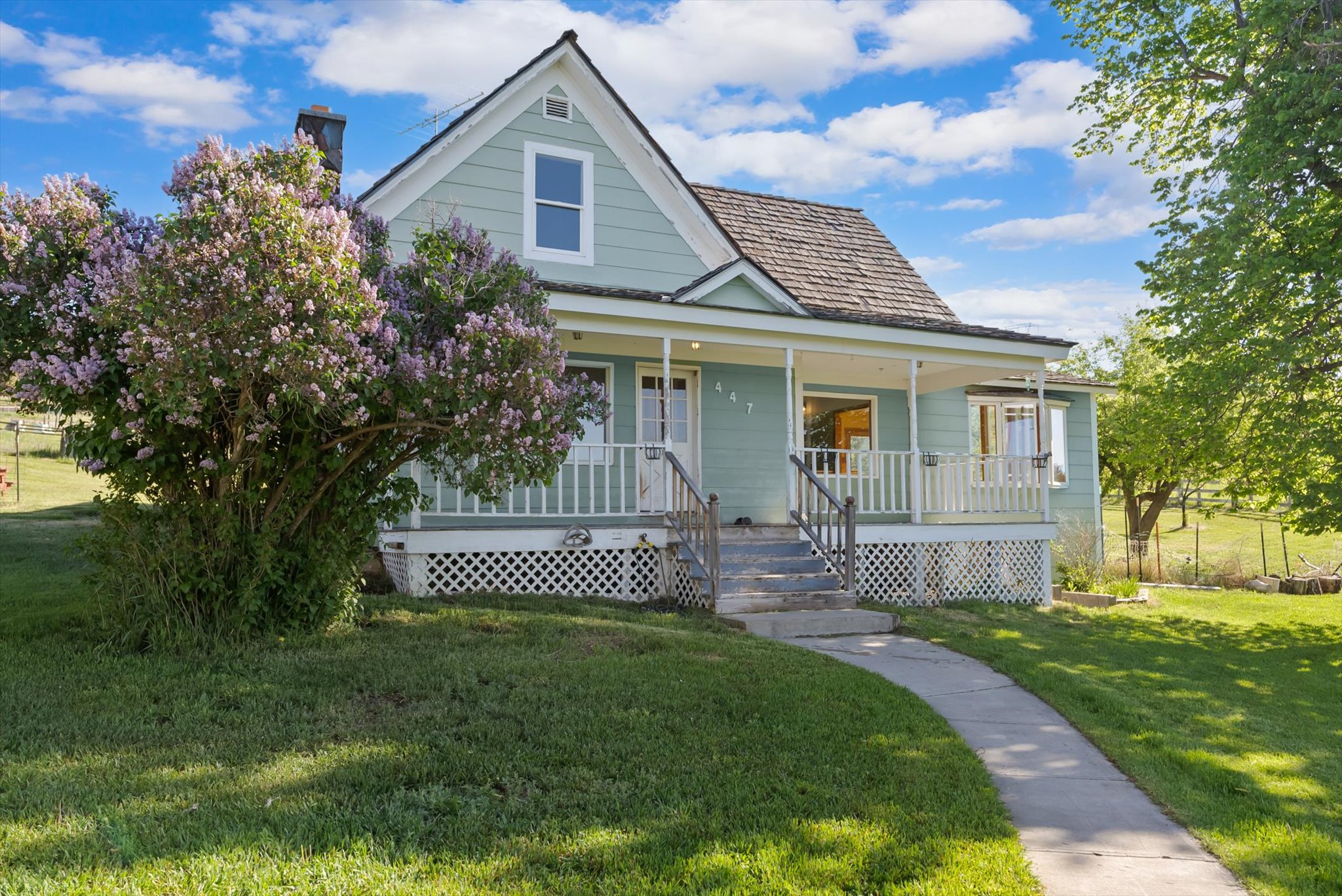 Kalispell, Montana 59901, United States, 5 Bedrooms Bedrooms, ,2 BathroomsBathrooms,Residential,Active,164129