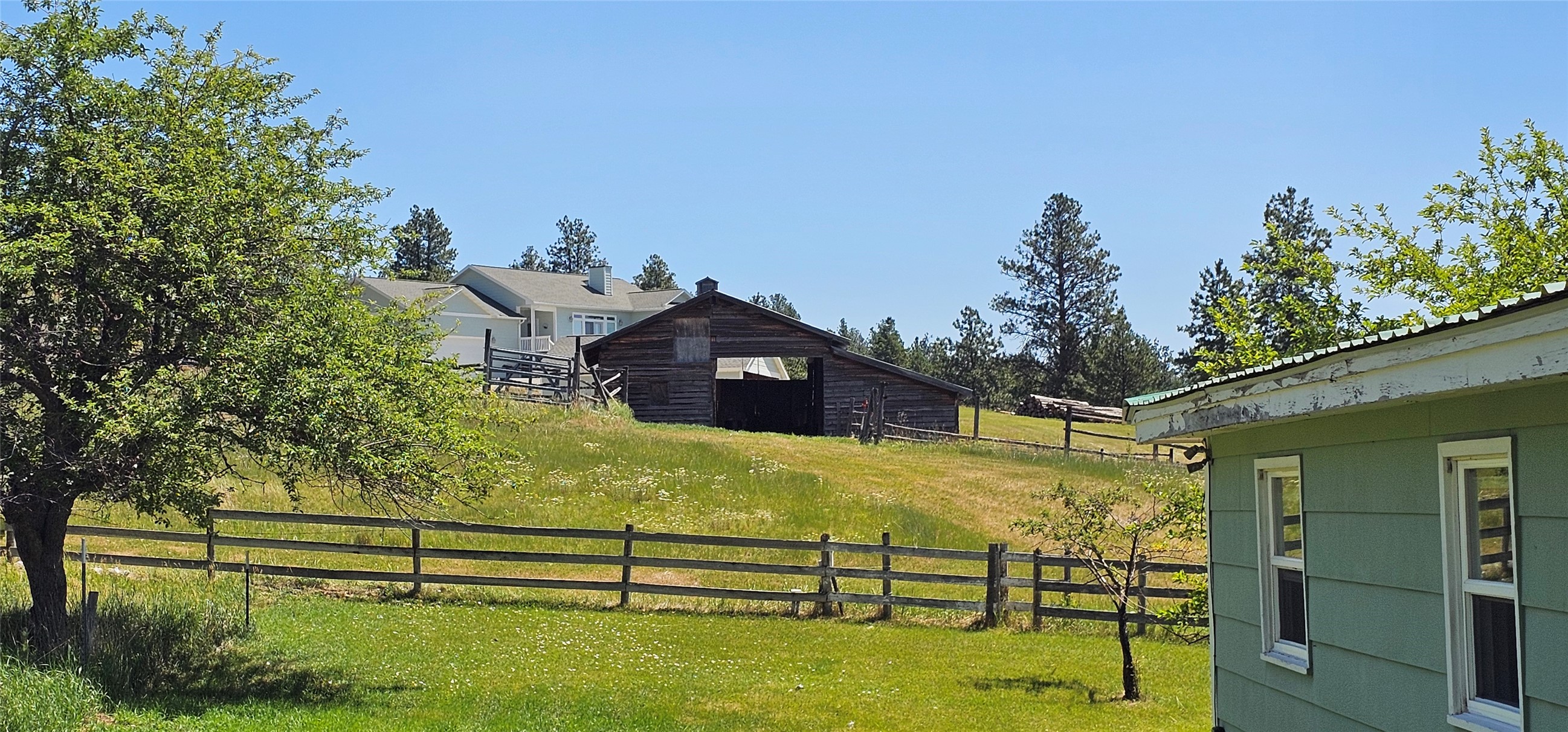 Kalispell, Montana 59901, United States, 5 Bedrooms Bedrooms, ,2 BathroomsBathrooms,Residential,Active,164129