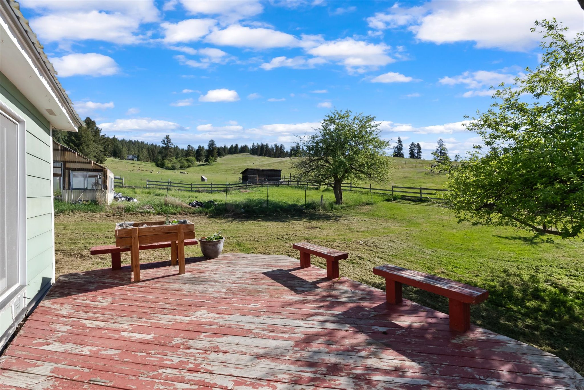 Kalispell, Montana 59901, United States, 5 Bedrooms Bedrooms, ,2 BathroomsBathrooms,Residential,Active,164129