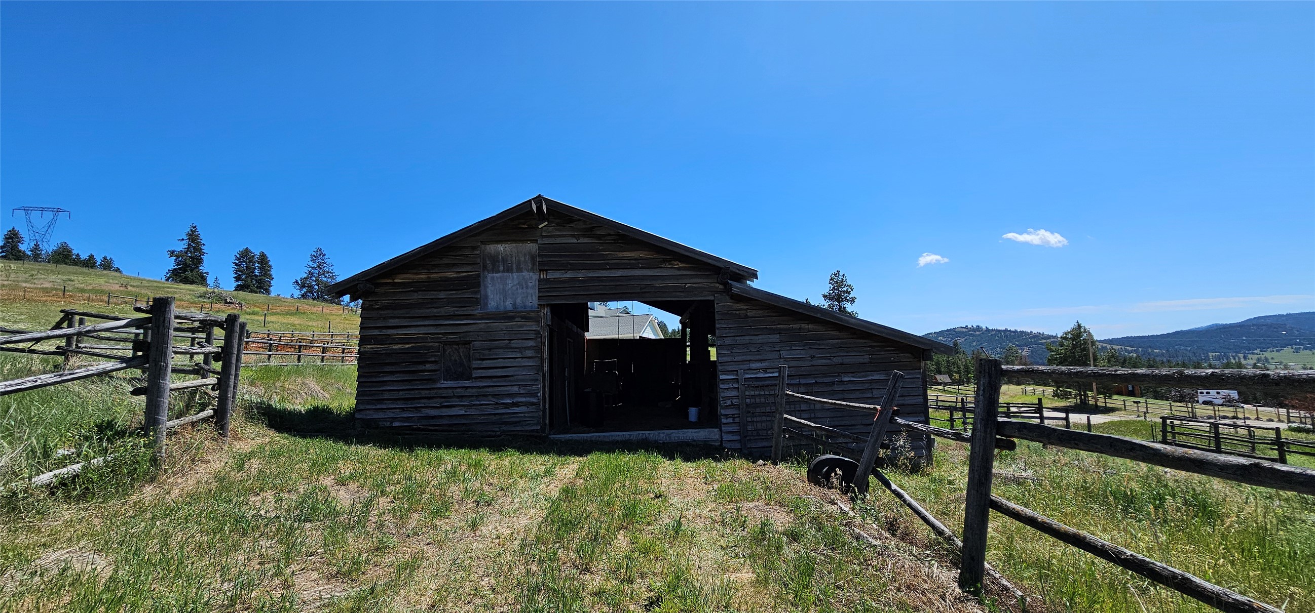 Kalispell, Montana 59901, United States, 5 Bedrooms Bedrooms, ,2 BathroomsBathrooms,Residential,Active,164129