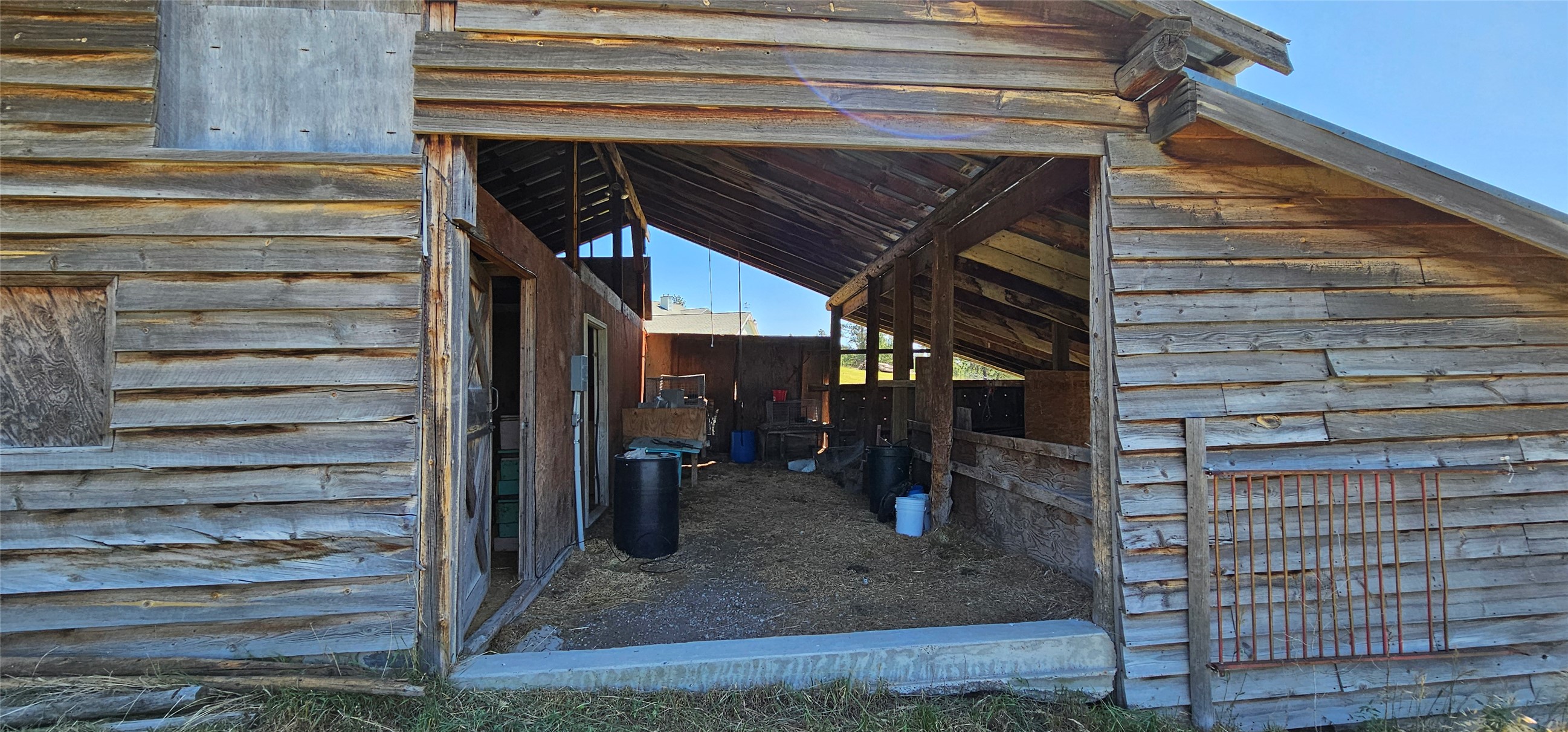 Kalispell, Montana 59901, United States, 5 Bedrooms Bedrooms, ,2 BathroomsBathrooms,Residential,Active,164129