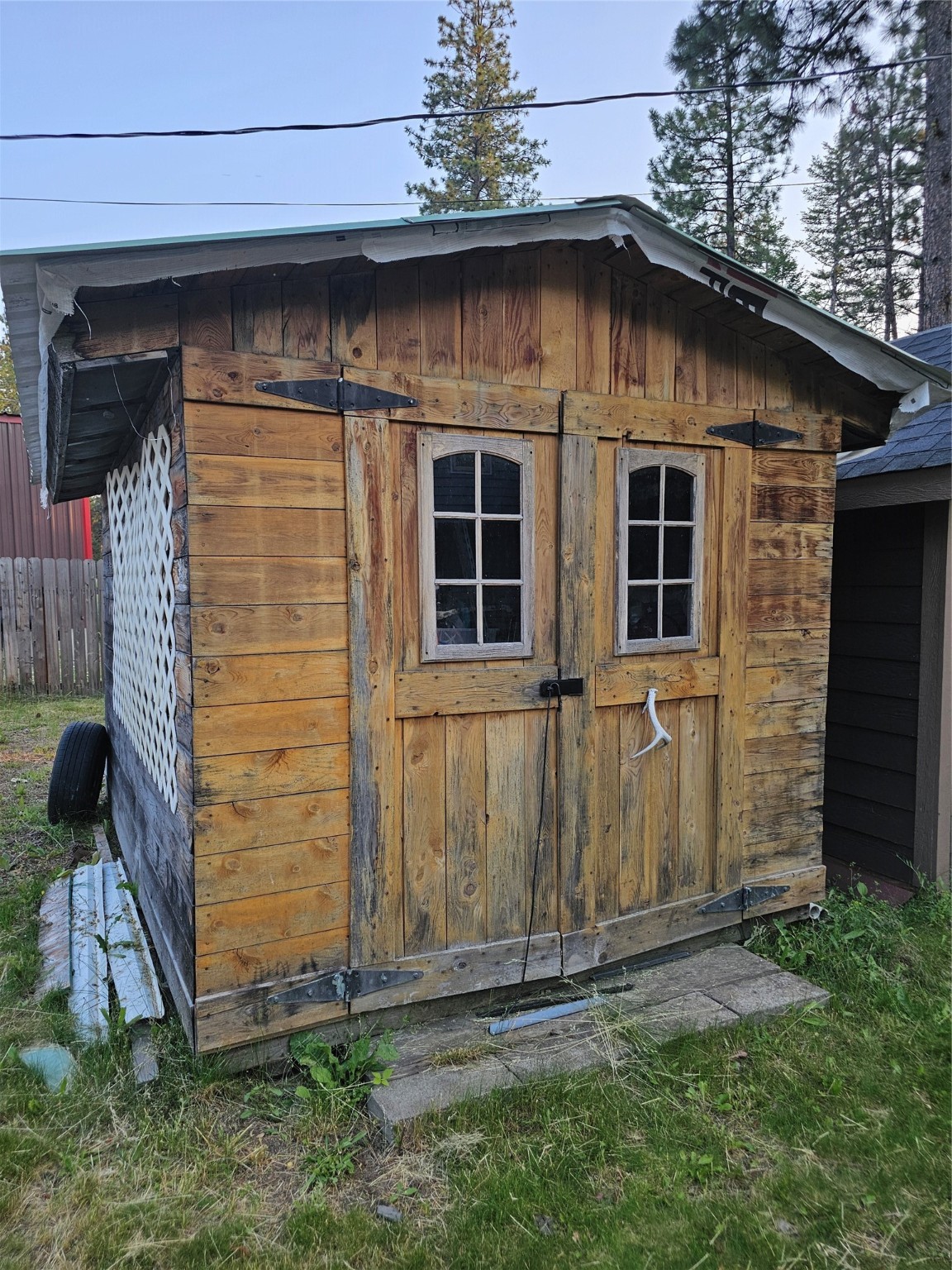 Bigfork, Montana 59911, United States, 2 Bedrooms Bedrooms, ,2 BathroomsBathrooms,Residential,Pending,49792