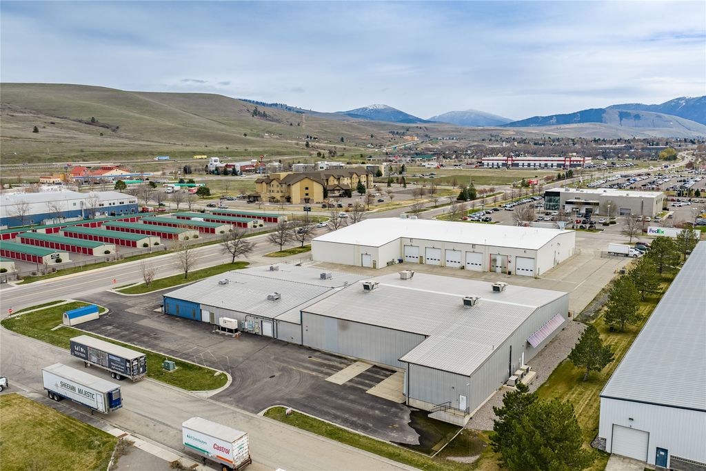 Photo of 5625 Expressway Drive, Missoula, MT 59808 (MLS # 30068487)