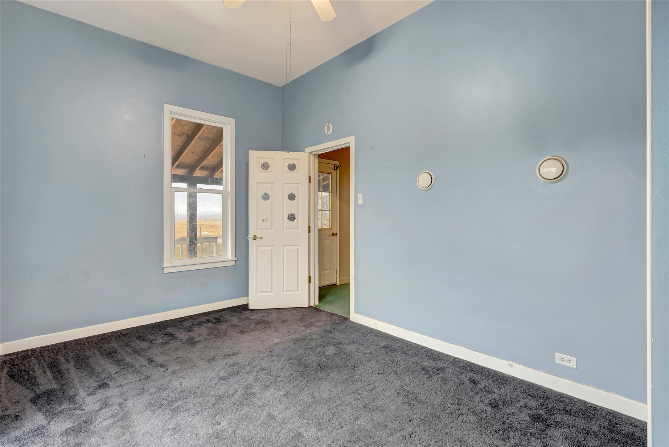 Corvallis, Montana 59828, United States, 3 Bedrooms Bedrooms, ,1 BathroomBathrooms,Residential,Pending,82989