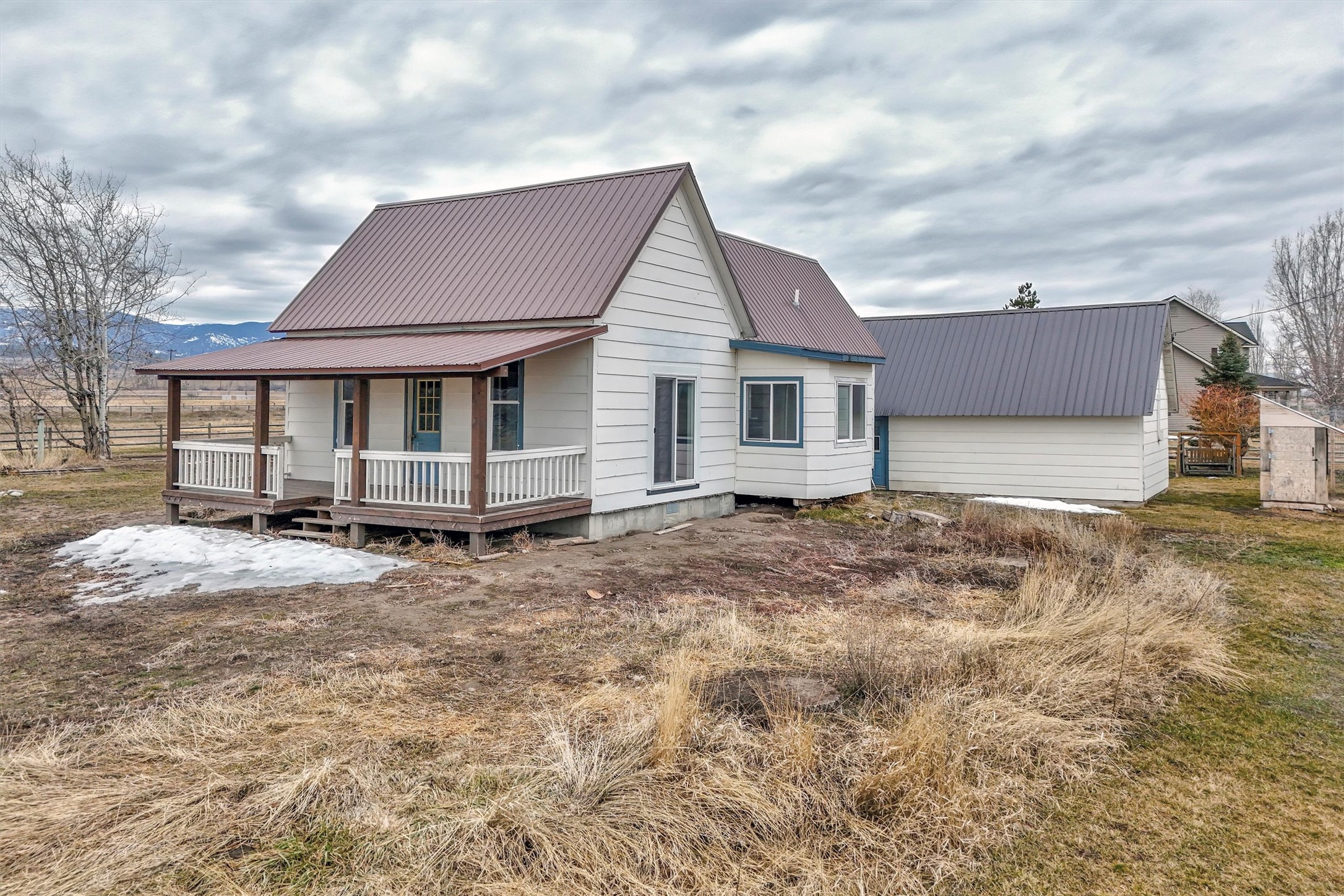 Corvallis, Montana 59828, United States, 3 Bedrooms Bedrooms, ,1 BathroomBathrooms,Residential,Pending,82989