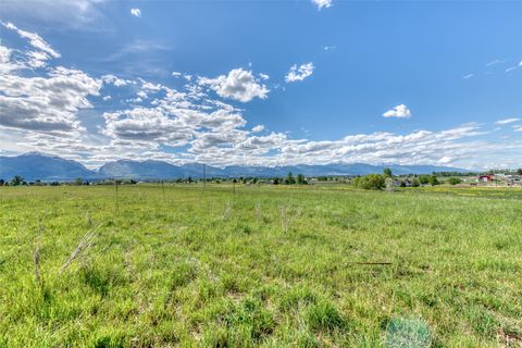 Tiny photo for NHN Oil Well Road, Corvallis, MT 59828 (MLS # 30066315)