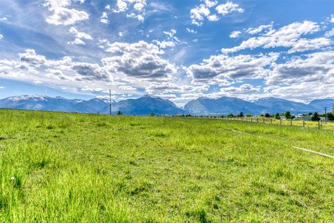 Tiny photo for NHN Oil Well Road, Corvallis, MT 59828 (MLS # 30066315)