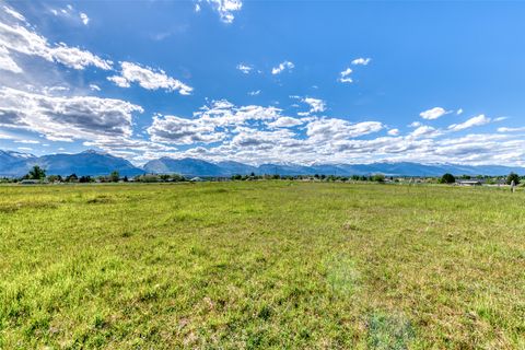 Tiny photo for NHN Oil Well Road, Corvallis, MT 59828 (MLS # 30066315)
