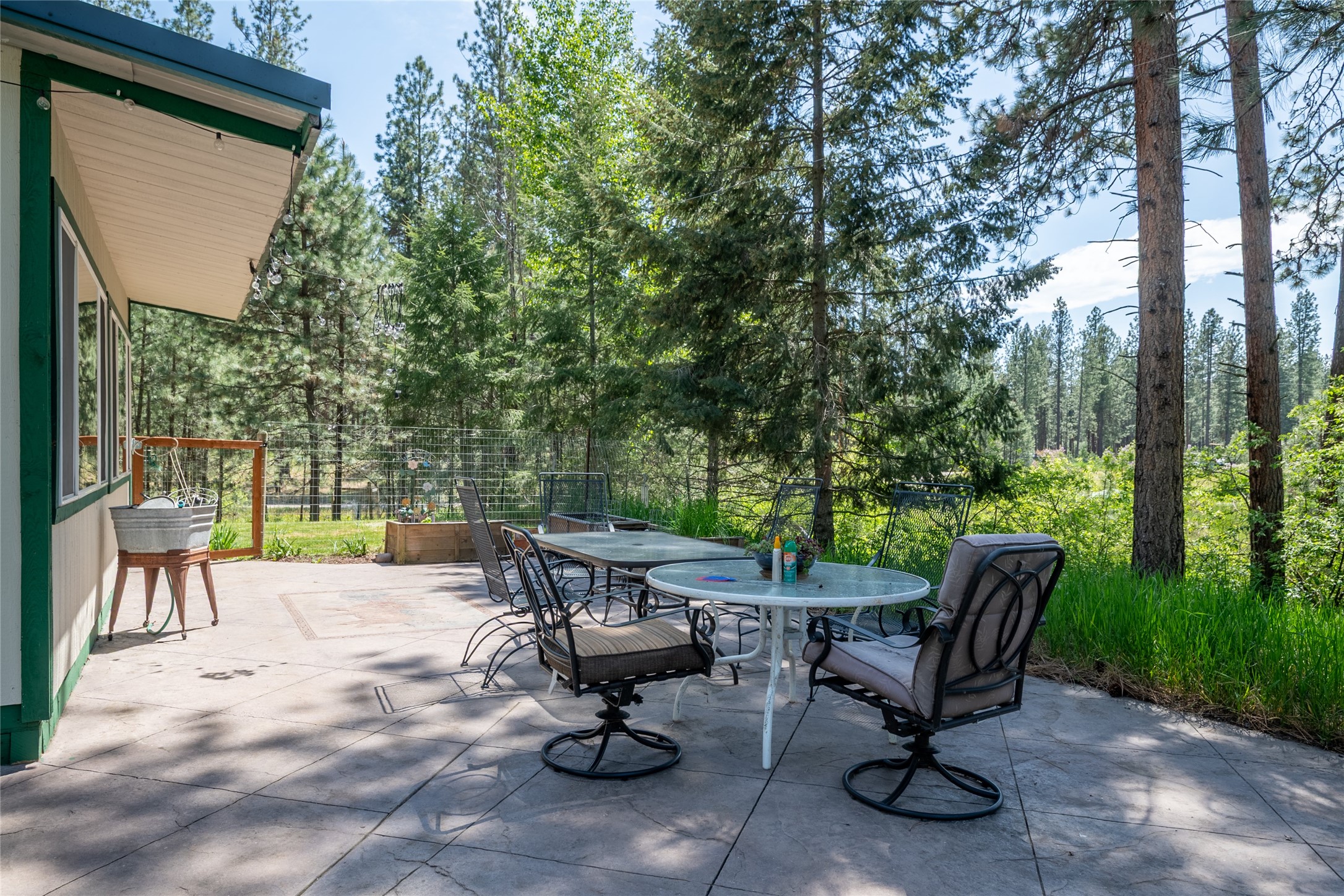 41255 Pine Tree Lane