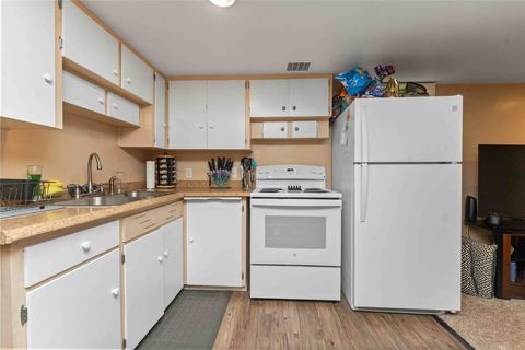 Tiny photo for 804 19th Street S, Great Falls, MT 59405 (MLS # 30070858)