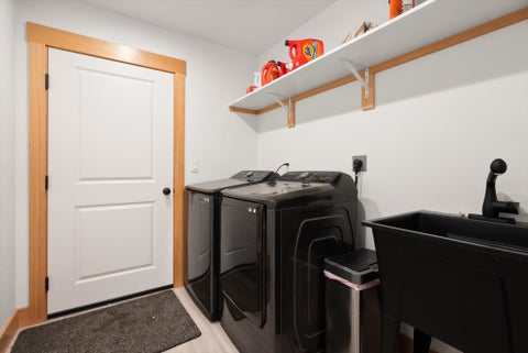 Tiny photo for 81 Shorty Way, Kalispell, MT 59901 (MLS # 30073656)