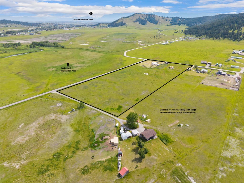Photo of 110 Phanco Lane, Kalispell, MT 59901 (MLS # 30072911)