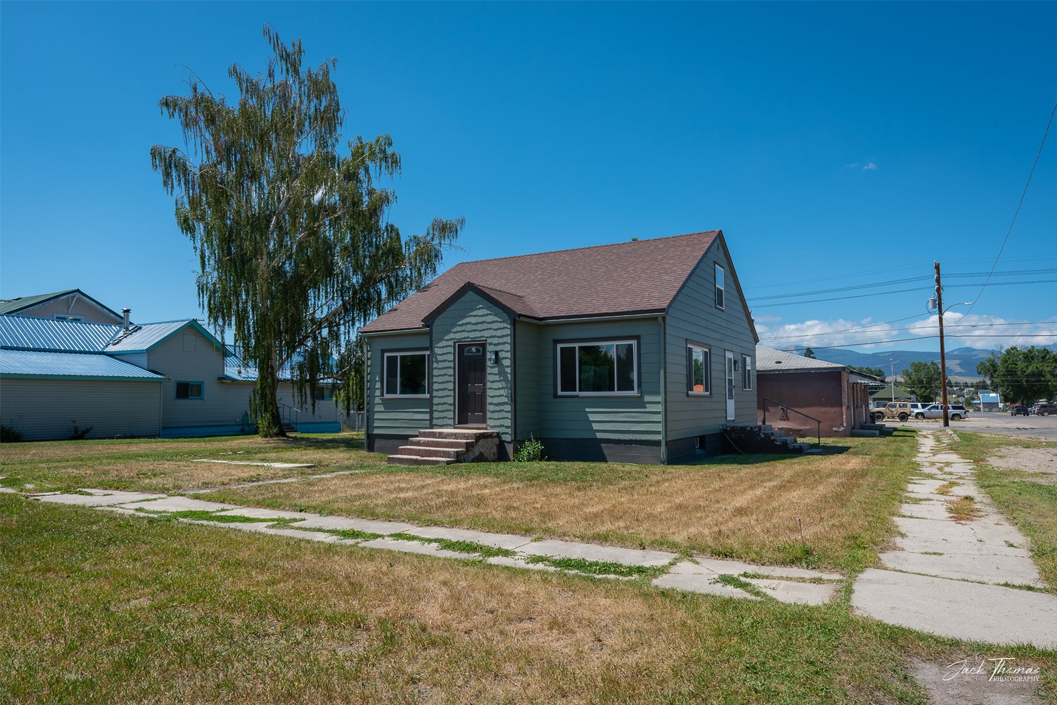 700 4th Street