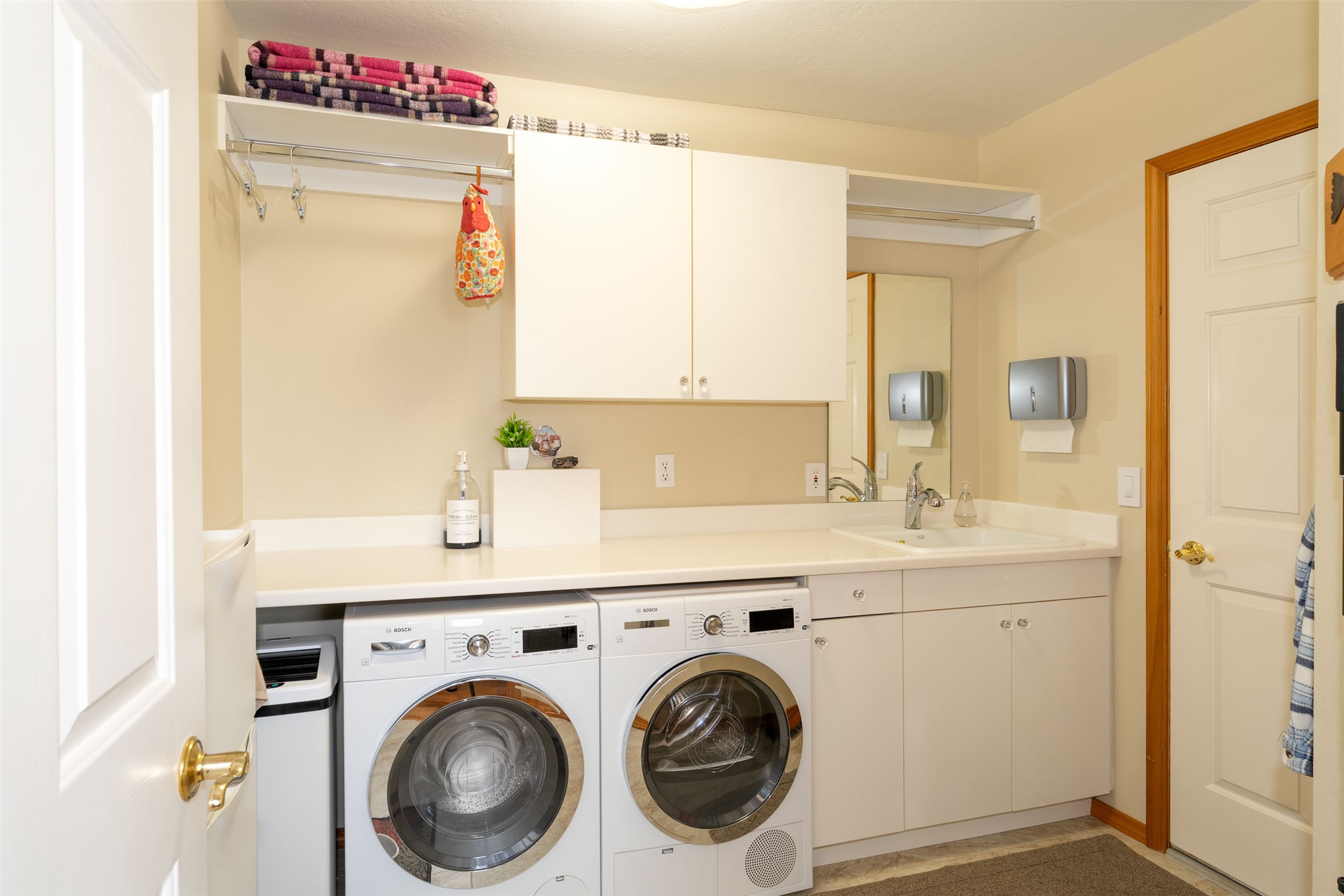 Kalispell, Montana 59901, United States, 3 Bedrooms Bedrooms, ,3 BathroomsBathrooms,Residential,Active,185687