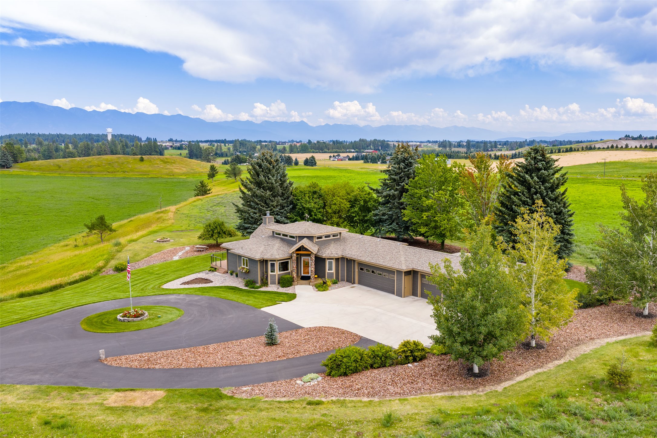 Kalispell, Montana 59901, United States, 3 Bedrooms Bedrooms, ,3 BathroomsBathrooms,Residential,Active,185687