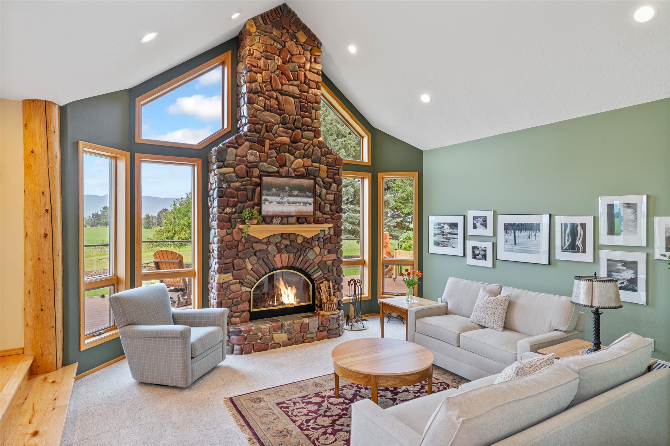 Kalispell, Montana 59901, United States, 3 Bedrooms Bedrooms, ,3 BathroomsBathrooms,Residential,Active,185687