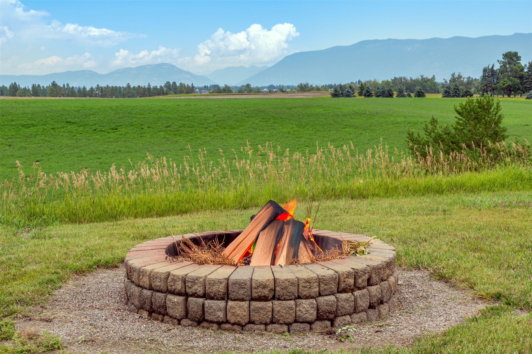 Kalispell, Montana 59901, United States, 3 Bedrooms Bedrooms, ,3 BathroomsBathrooms,Residential,Active,185687